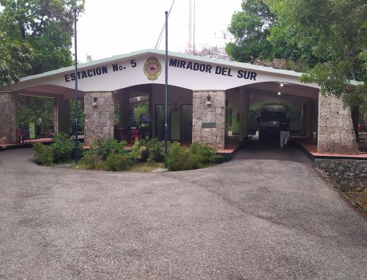 Estación de Bomberos X5, Cnel. Francisco Abraham González