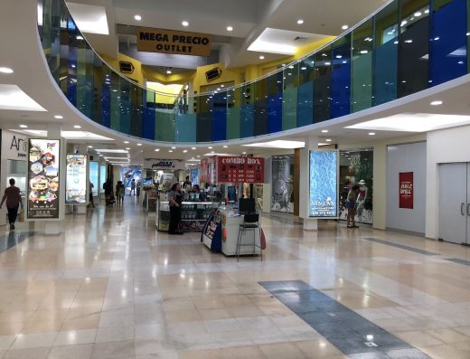 San Juan Shopping Center