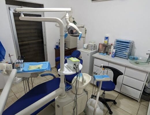 Clinica Dental Dra. Fior Feliz y Dr. Roberto Ciriaco