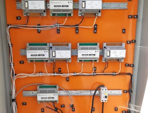 ELECTRICISTA A DOMICILIO SANTIAGO 24Horas (VoltajeLm Spa)