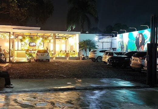EcoBar & Lounge