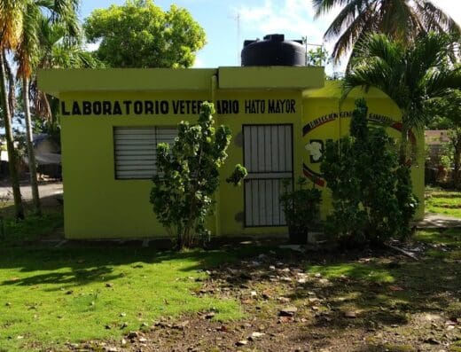 Laboratorio Veterinario Hato Mayor