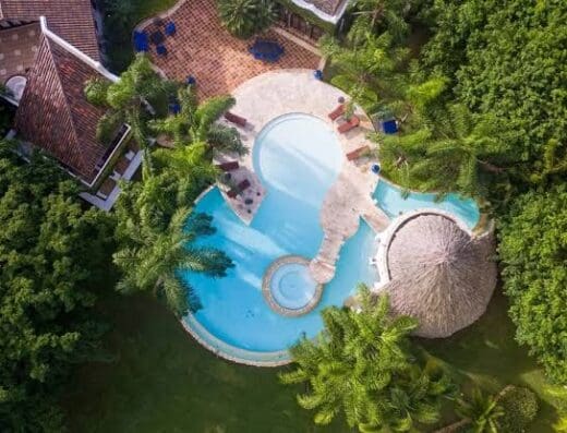 Los Lagos, Casa De Campo
