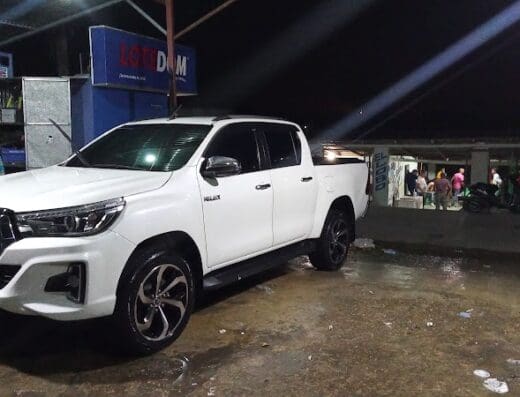 Los mono car wash