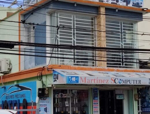 Martínez Computer