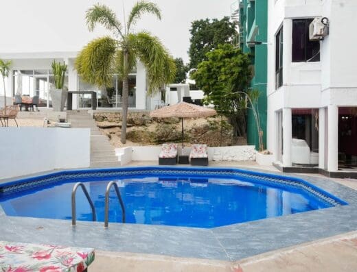 Onyx Luxury