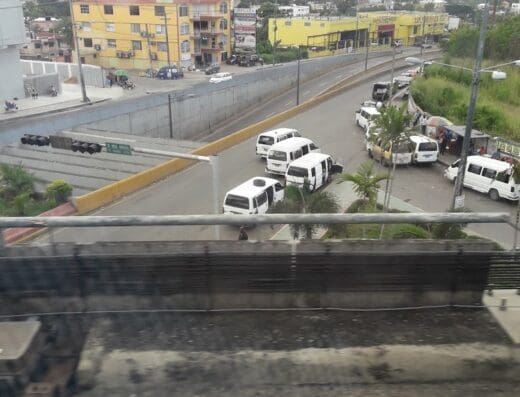 Parada De Minibus Monte Plata Sabana Grade De Boya