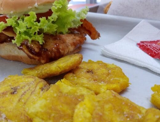 Rey’s – Baní