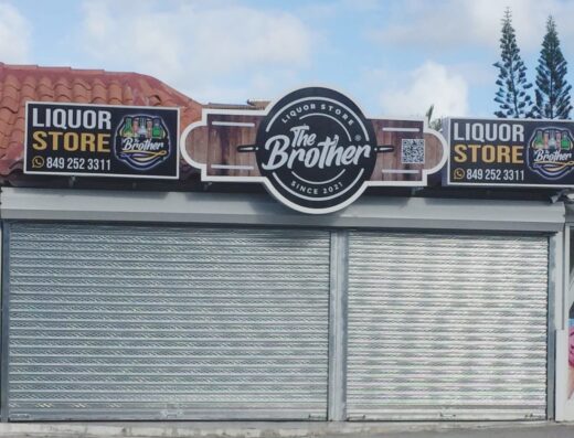 THE BROTHER LICOR STORE
