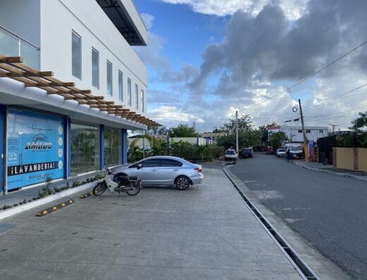 Amado dry cleaners
