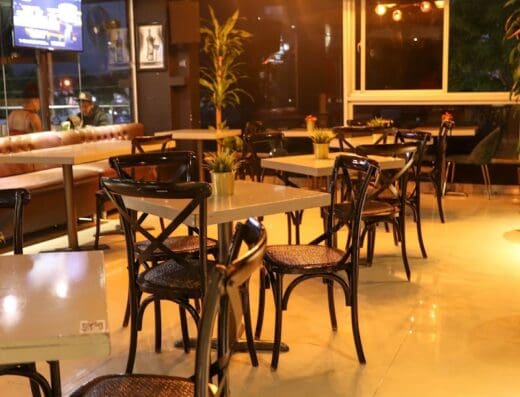 BARAJAS BISTRO BAR