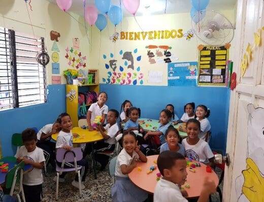 Centro Educativo Y Guarderia Auroras De Mi Patria