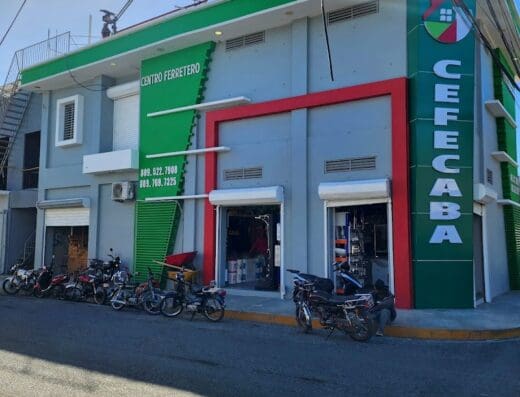 Centro Ferretero Castillo Badres S.R.L.