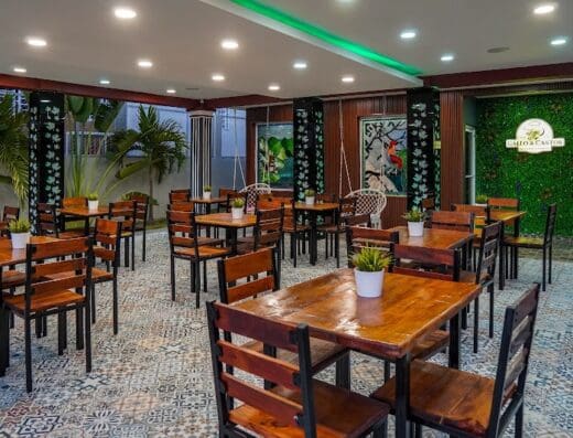 Gallo & Castor Bar and Resturante