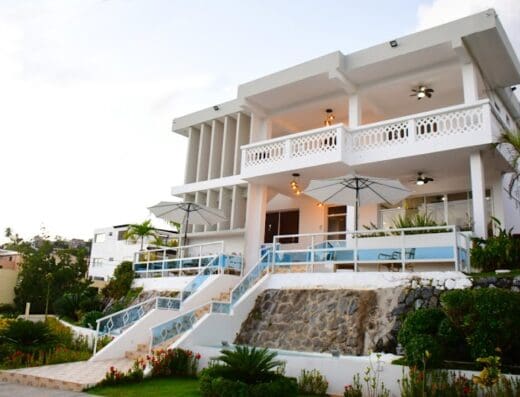 Hostal Docia Samana