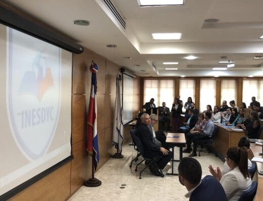 Instituto de Educación Superior en Formación Diplomática y Consular