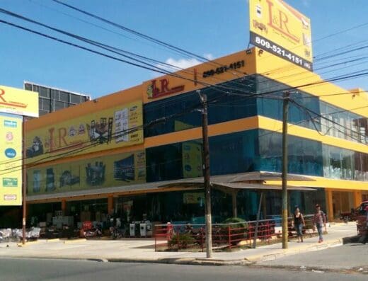 L&R Comercial Azua