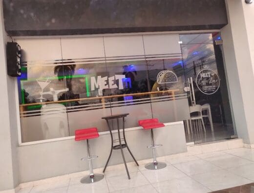 MEET Cofre Bar