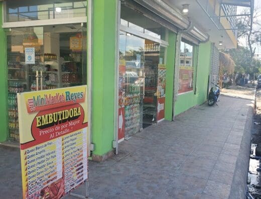 Minimarket Reyes