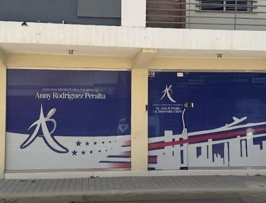 Oficina Migratoria Y Juridica Hilario & Peralta. Lic. Anny Rodriguez Peralta.