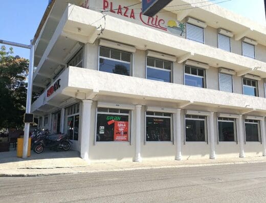 Plaza Chic