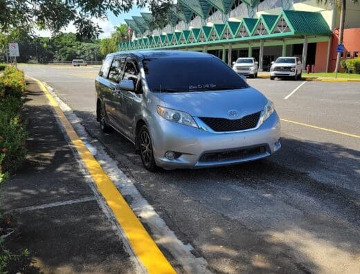 Samana Airport Taxi Service (Luigi)