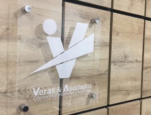 Veras & Asociados Oficina de Contadores y Auditores